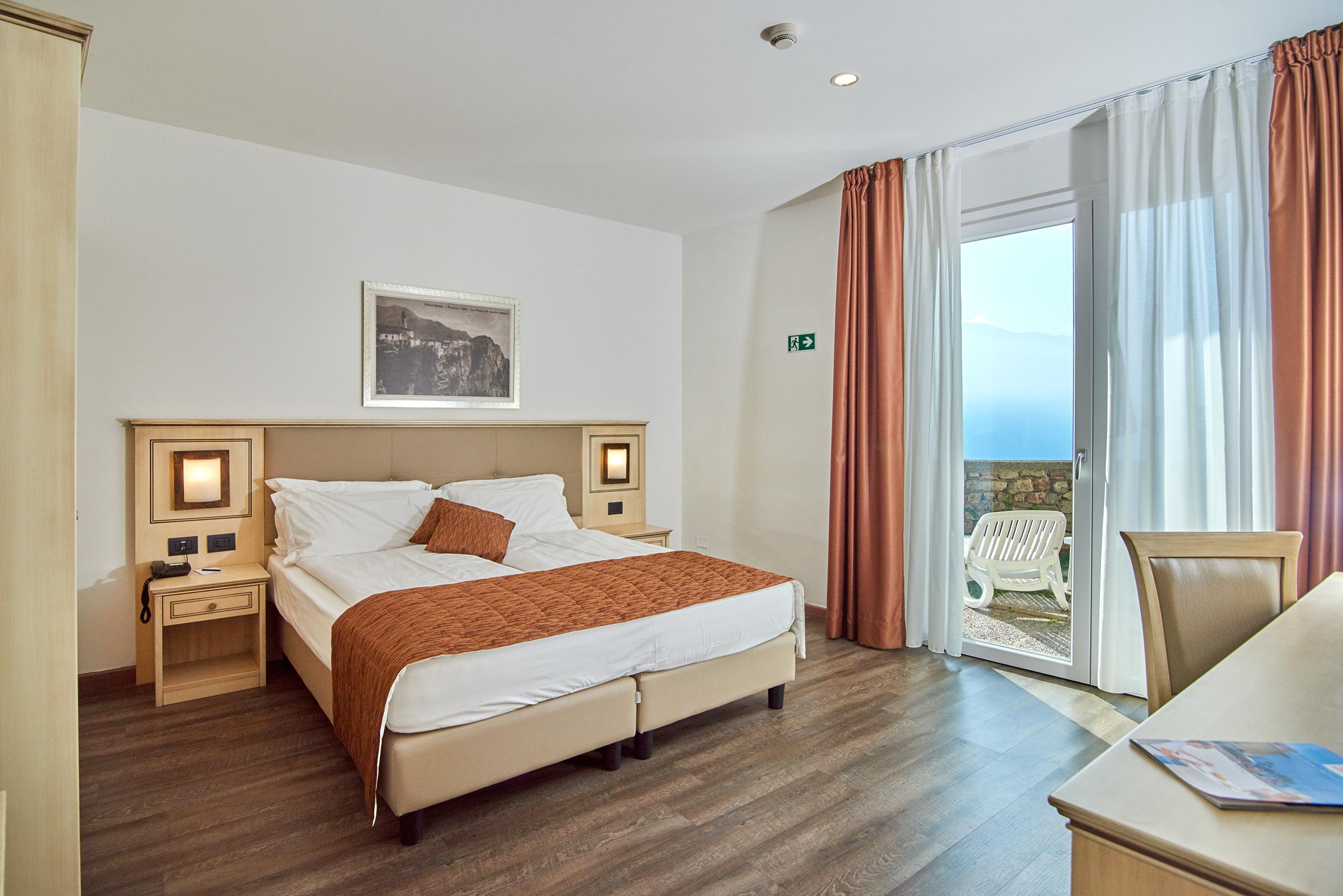 Hotel Le Balze - Aktiv & Wellness Tremosine Exteriör bild