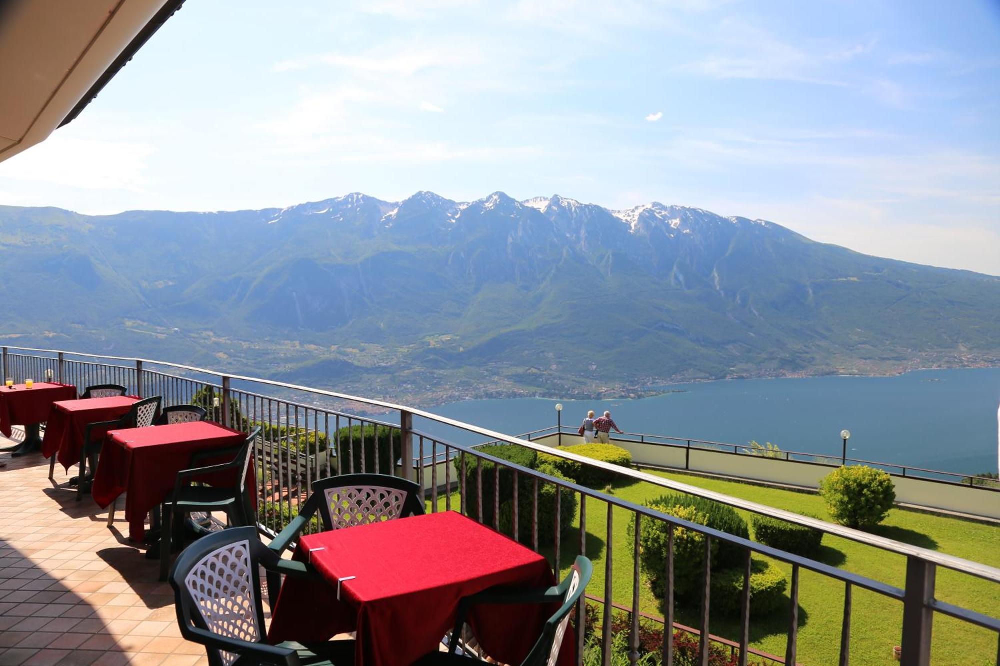 Hotel Le Balze - Aktiv & Wellness Tremosine Exteriör bild
