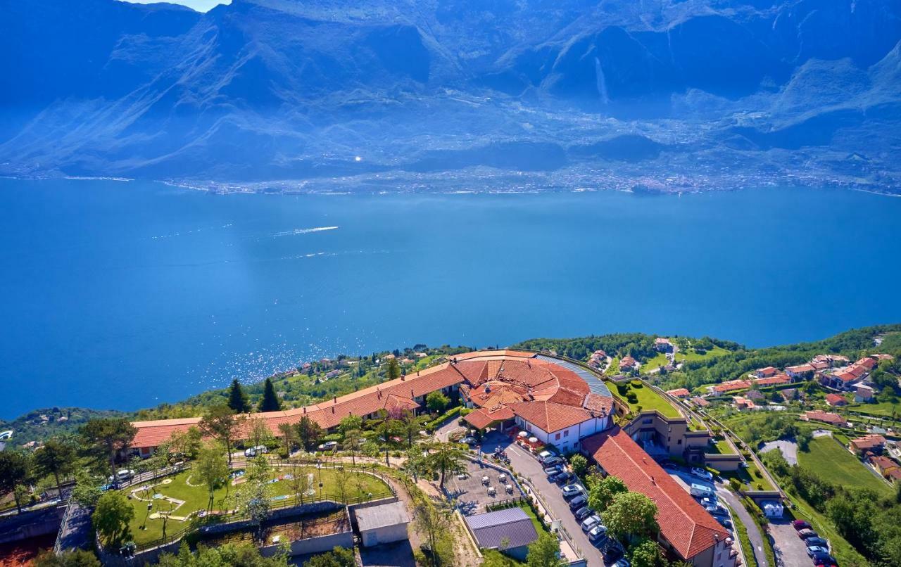 Hotel Le Balze - Aktiv & Wellness Tremosine Exteriör bild